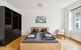 Design Apartments near Mariahilferstraße